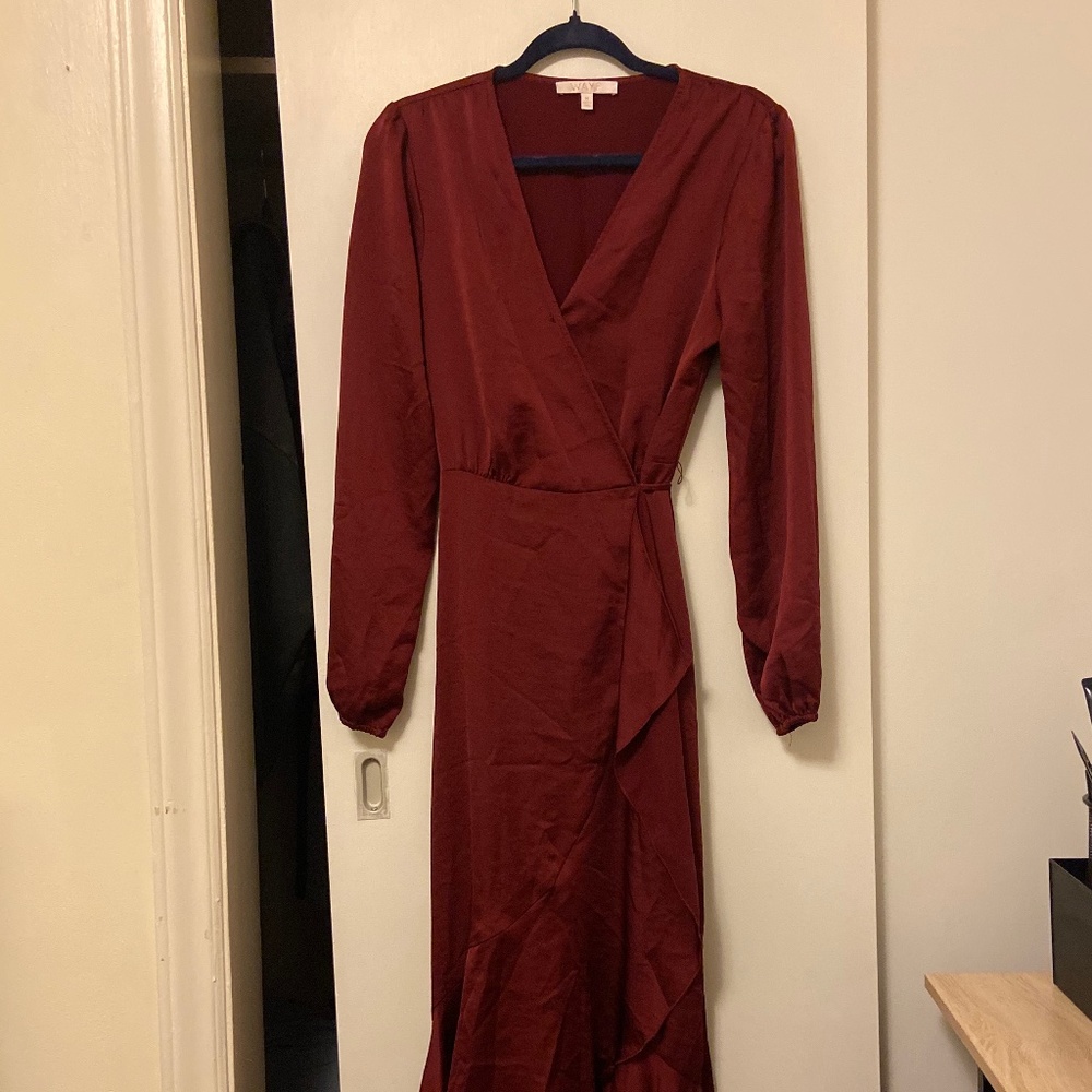 Waye luxury event long sleeve dress/ Size M/ hot red